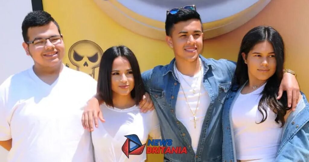 Alex Gomez Bond with Becky G