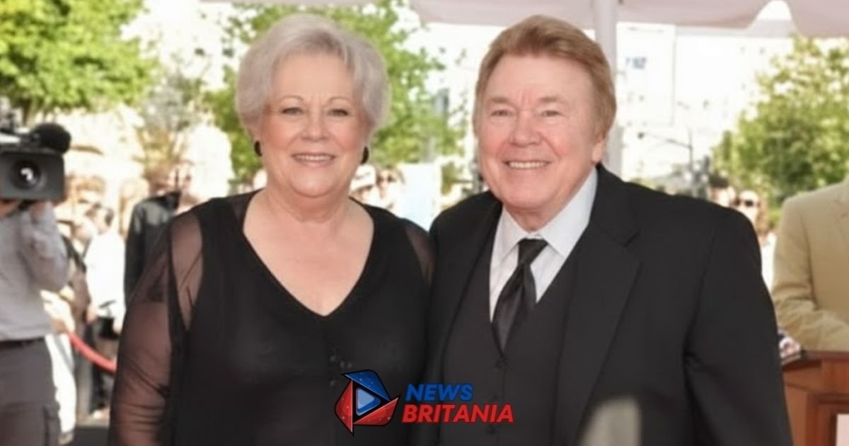 Who Is Barbara Joyce Rupard? The Untold Story of Roy Clark’s Wife ...