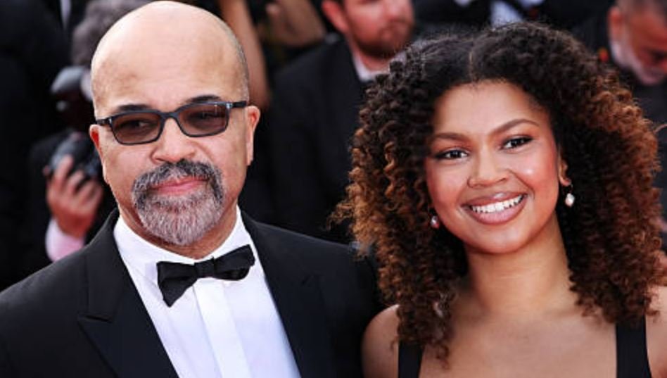 Juno Wright's Net Worth and Income Sources