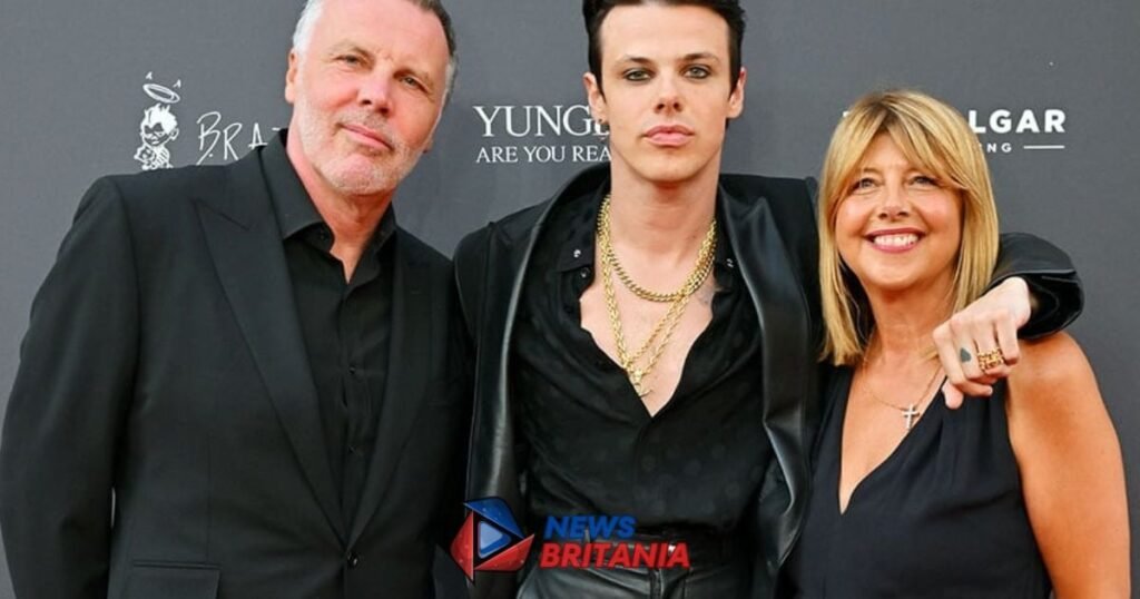 Justin Harrison with son YUNGBLUD's and wife 