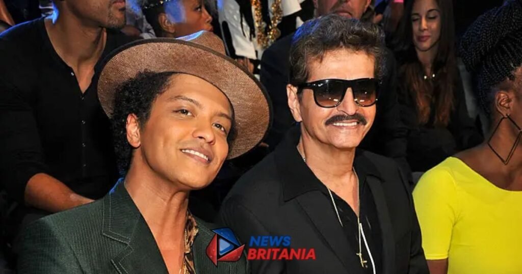Peter Hernandez with son bruno mars