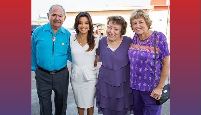 Meet Elizabeth Judina Longoria Parents & Their Marriage