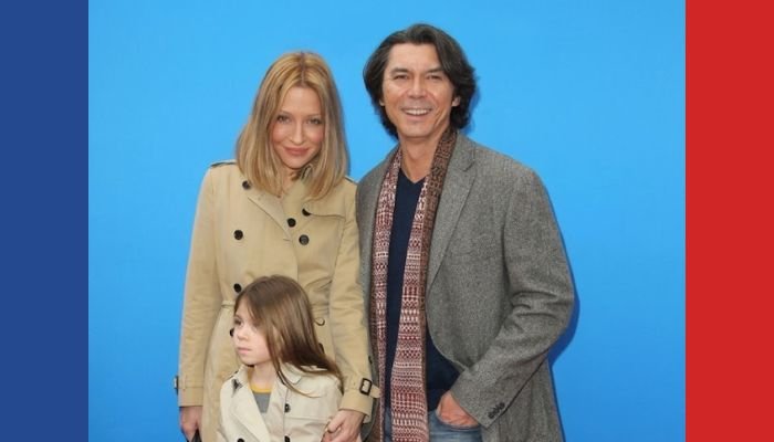 Her Parents’ Marriage and Divorce