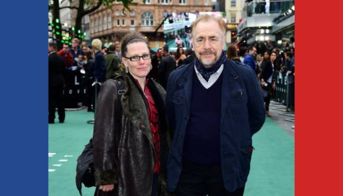 Her Parents’ Marriage and Divorce