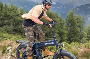 Discover ENGWE Folding E-Bikes for Easy City Travel