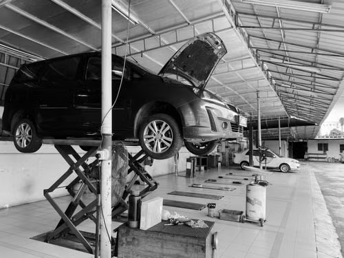 Electric Car Lift Jack: Power, Capacity, Safety, and More